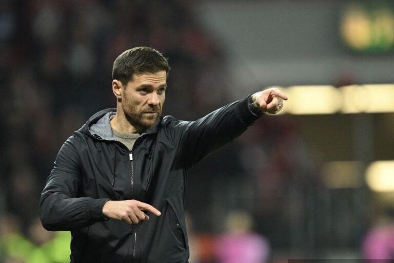 Real Madrid Buru 4 Pemain