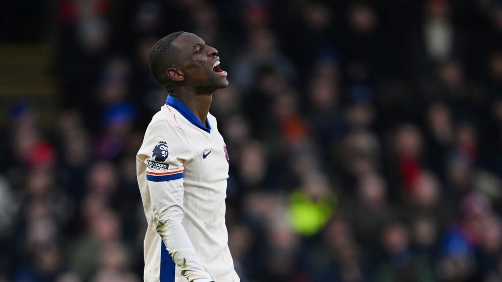 Chelsea bakal depak Nicolas