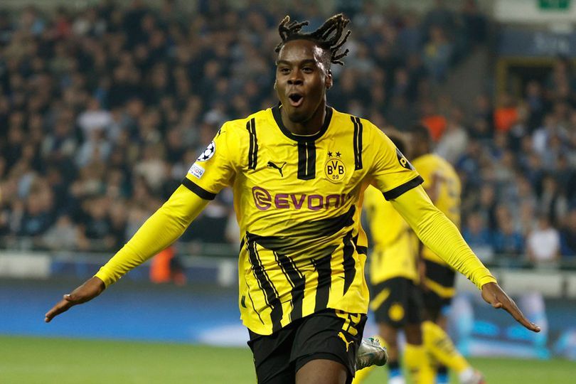 Chelsea Capai Kesepakatan Gittens dari Dortmund