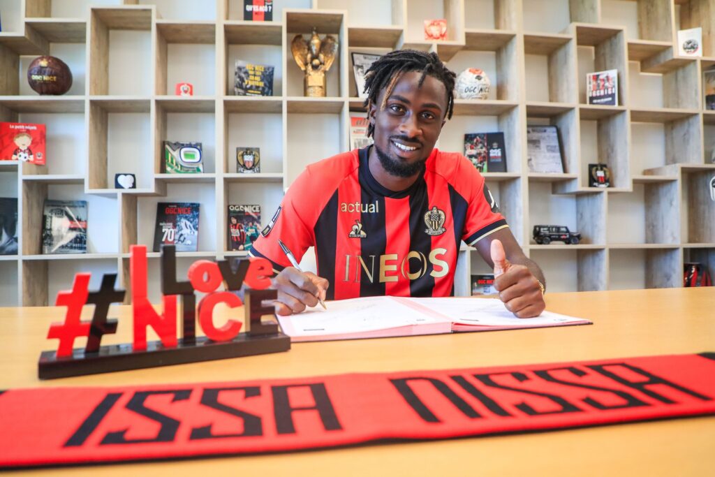 Awal Karier dan Perkembangan di OGC Nice