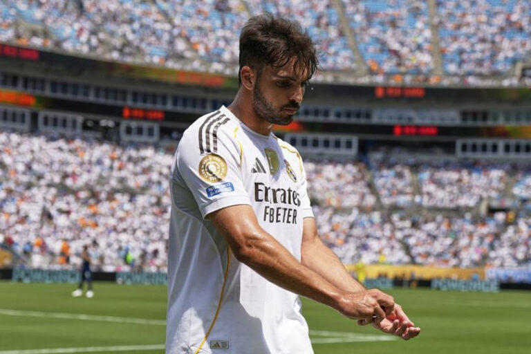 Raul Asencio Tampil Buruk