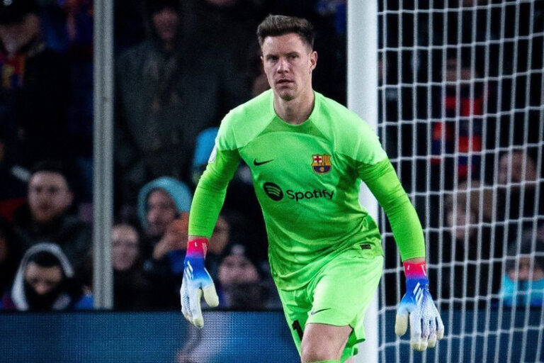 Drama Kiper Barcelona