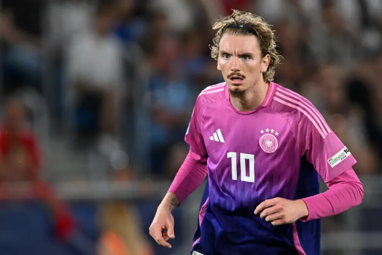 Stuttgart Pertahankan Nick Woltemade dengan Kontrak Panjang
