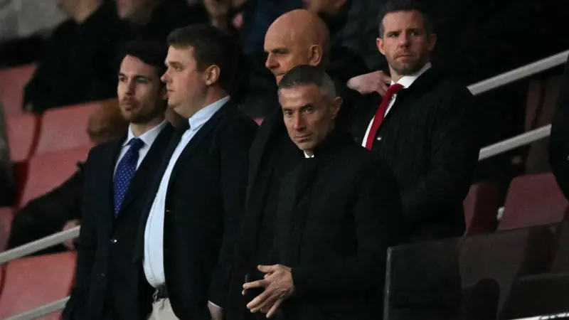 Arsenal Agresif di Bursa Transfer 2025