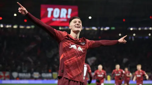 Benjamin Sesko Jalani Tes Medis MU Hari Jumat