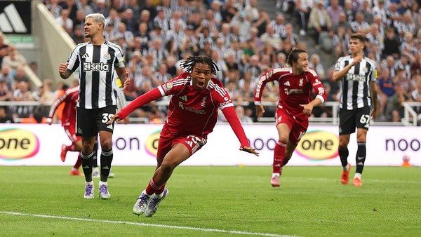 Liverpool vs Newcastle: Gol Ngumoha Bawa Kemenangan