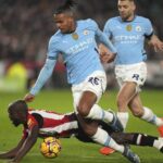 Bek Manchester City Tolak AC Milan