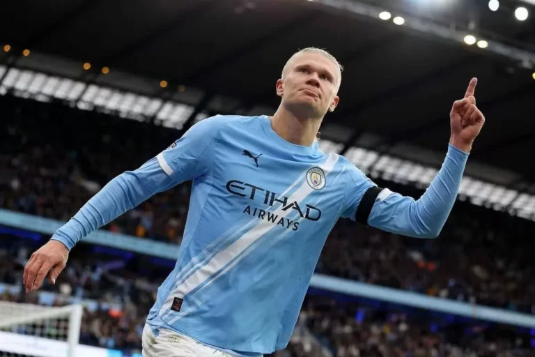 Derby Manchester: City Hancurkan United 3-0 di Etihad
