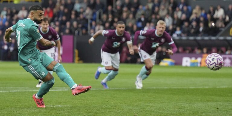 Liverpool vs Burnley: Salah Selamatkan The Reds di Menit Akhir