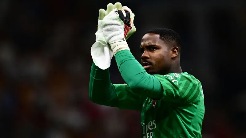 Masa Depan di Milan Tidak Jelas, Maignan Diincar Juventus