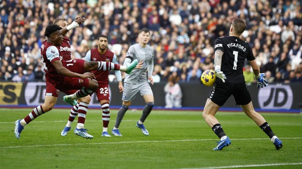 West Ham United Terpuruk Lagi di Premier League