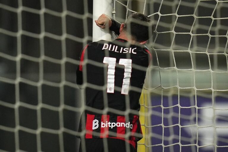 Ketika sayap dan jantung Milan terluka