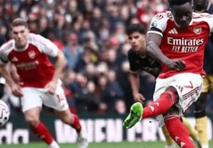 Arsenal Puncak Klasemen Usai Menang Meyakinkan 2-0