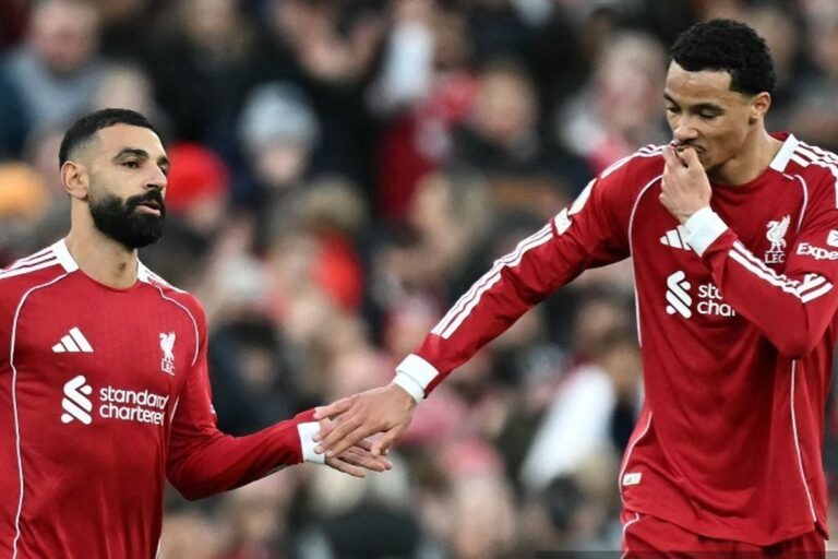 Liverpool Menang 2-0 vs Brighton, Ekitike dan Salah Bersinar