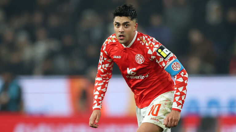 Nadiem Amiri Kesal! St. Pauli Disebut Cuma Parkir Bus