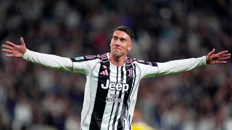 Dusan Vlahovic dan dilema Juventus