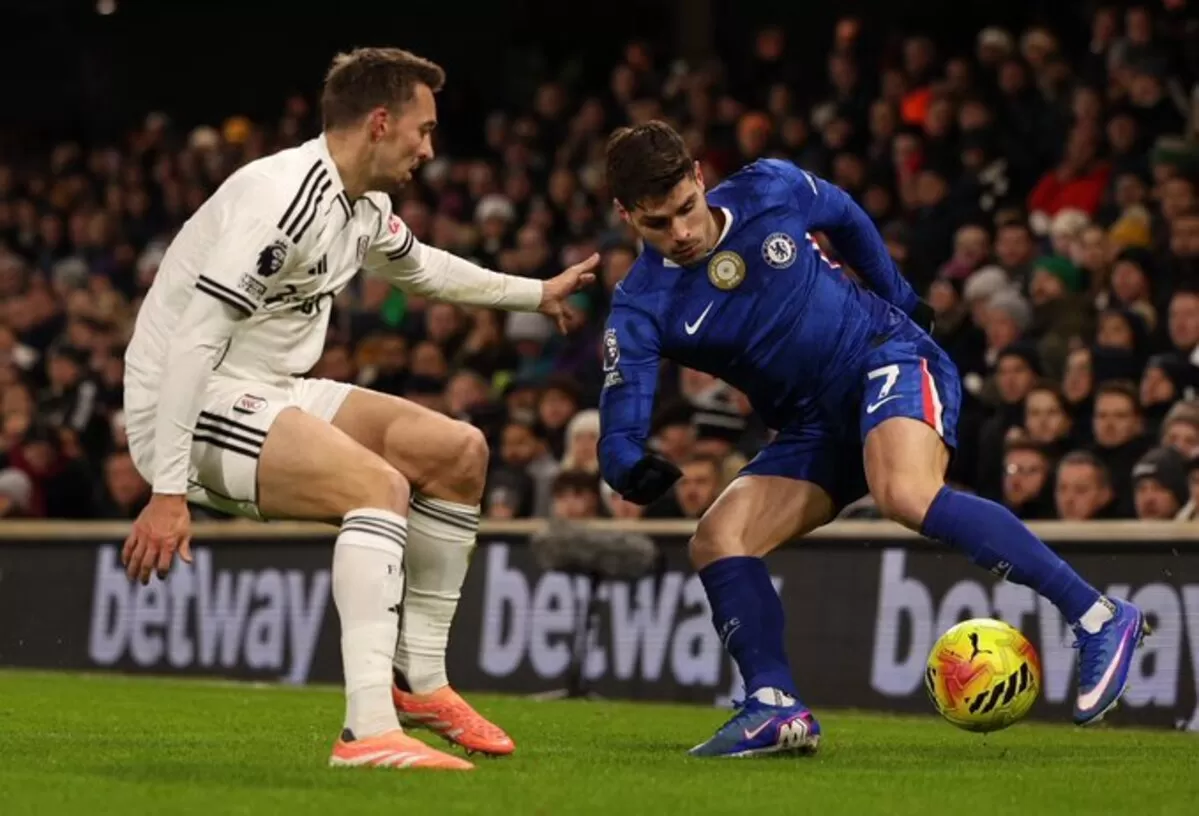 Derby London Barat: Fulham Tekuk Chelsea 2–1