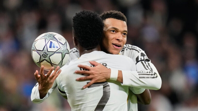 5 Superstar Tak Tersentuh