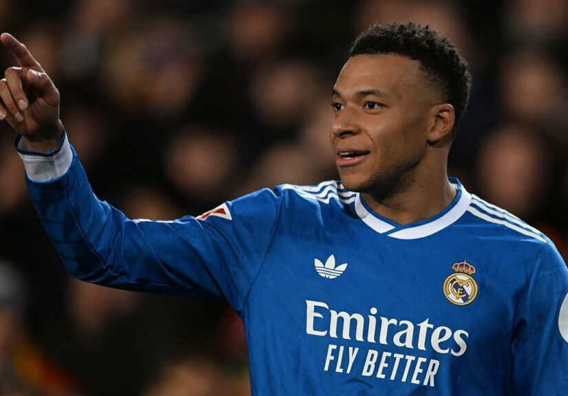 Kylian Mbappe Bermain