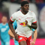 Leipzig Siap Lepas Castello Lukeba, Klub Premier League Siaga Satu