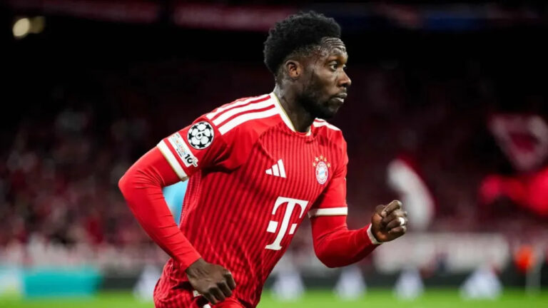 Cedera Terus Berulang, Kompany Khawatir Mental Alphonso Davies Terganggu