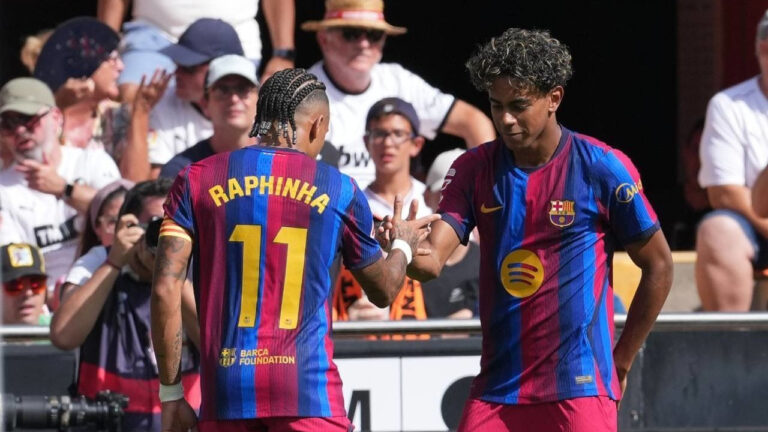 Barcelona Hancurkan Valencia